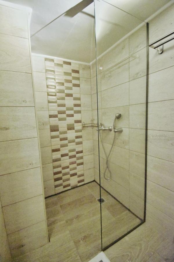 Suite Tic By Be My Guest Athens Exterior photo