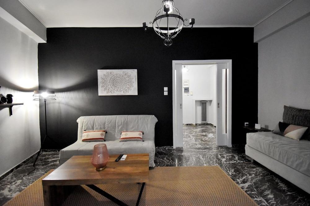 Suite Tic By Be My Guest Athens Exterior photo